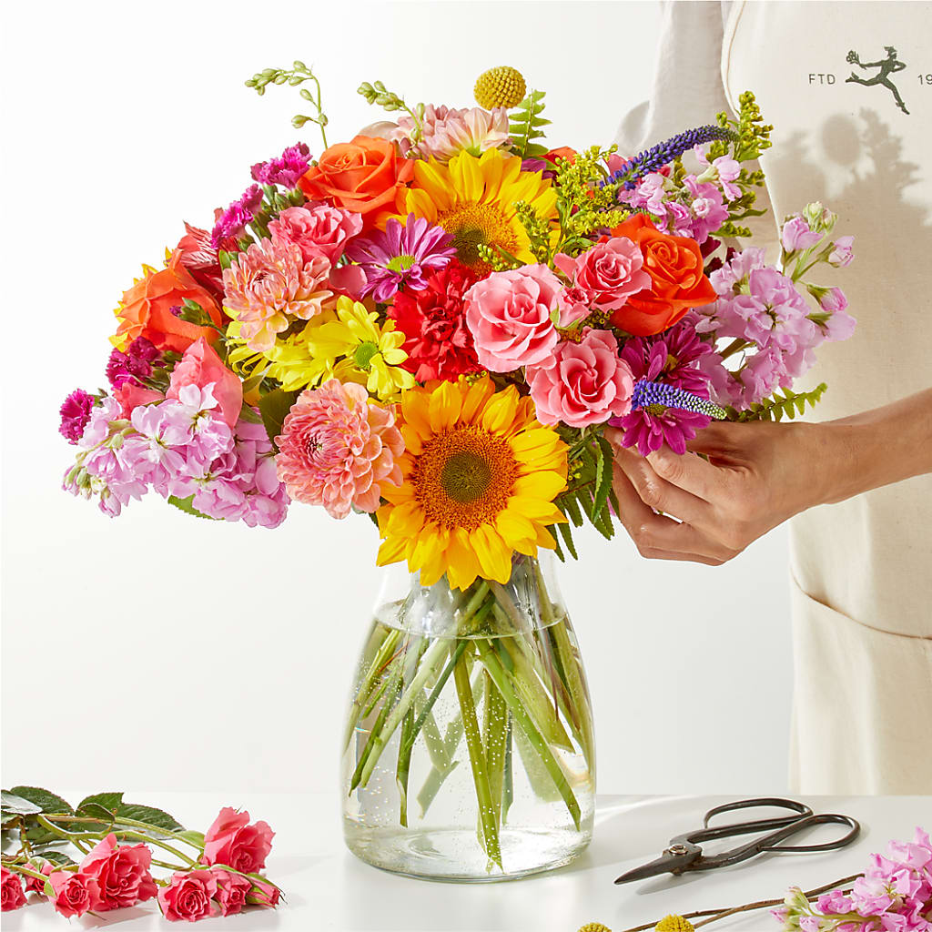 Cue the Confetti - A Florist Original – Olas Flower, Bothell WA
