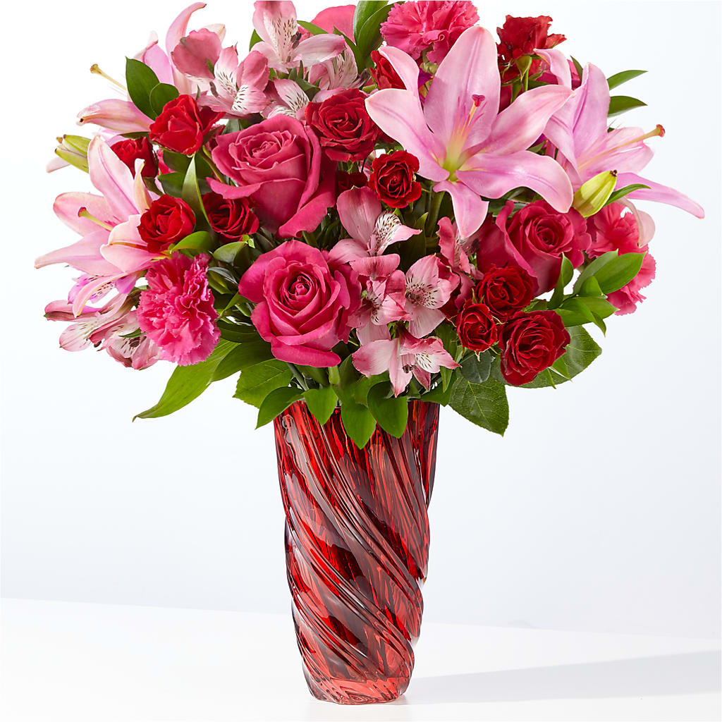 In Love Bouquet with Luxe Swirl Vase – Olas Flower, Bothell WA