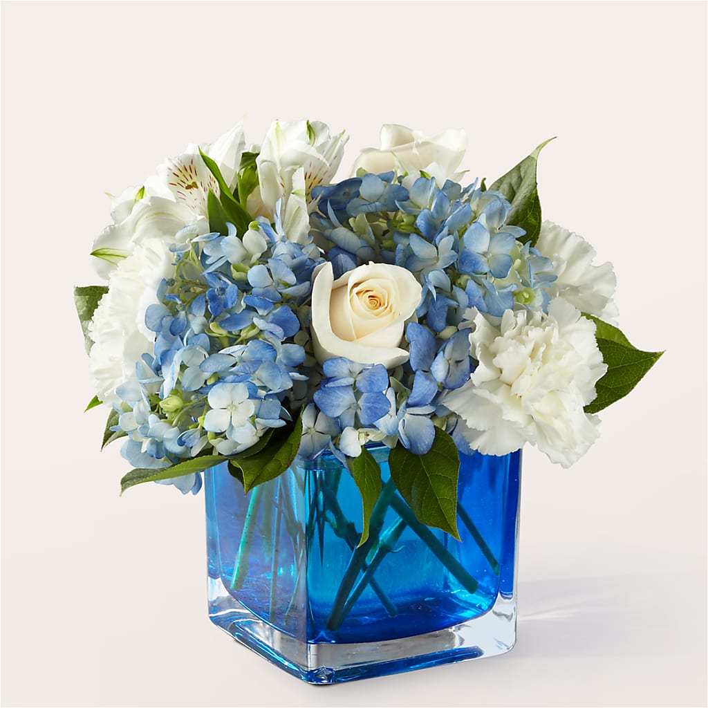 Soothing Waters Bouquet – Olas Flower, Bothell WA