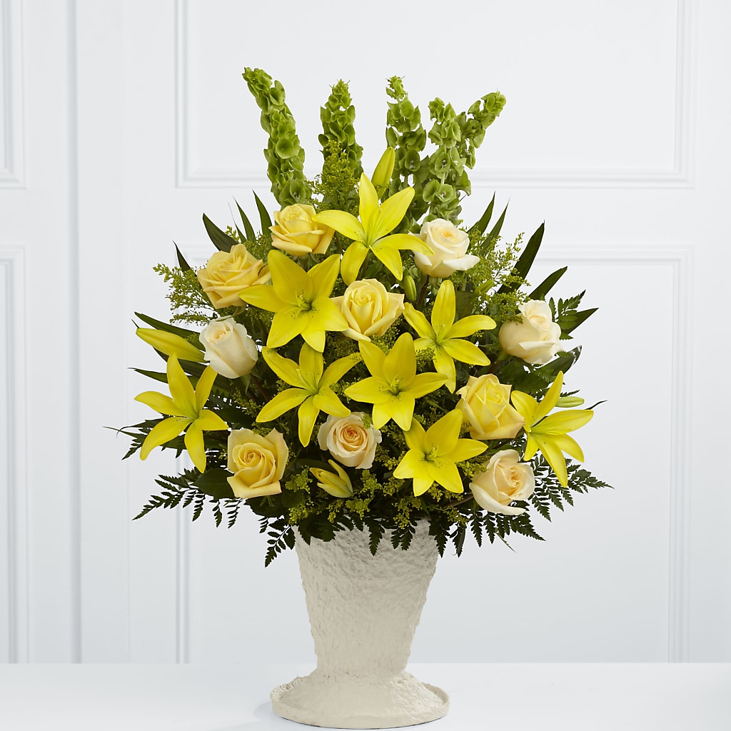 Golden Memories Arrangement – Olas Flower, Bothell WA