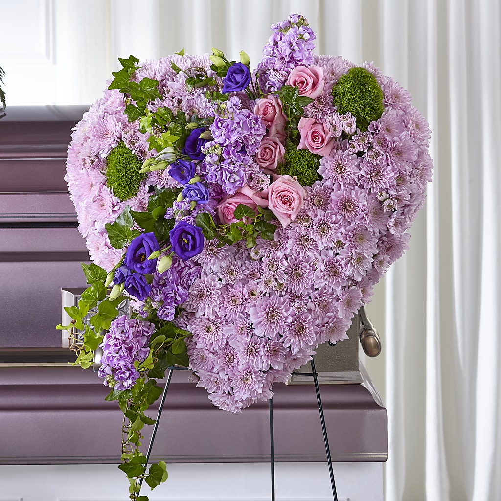 Treasured Love Standing Heart – Olas Flower, Bothell WA