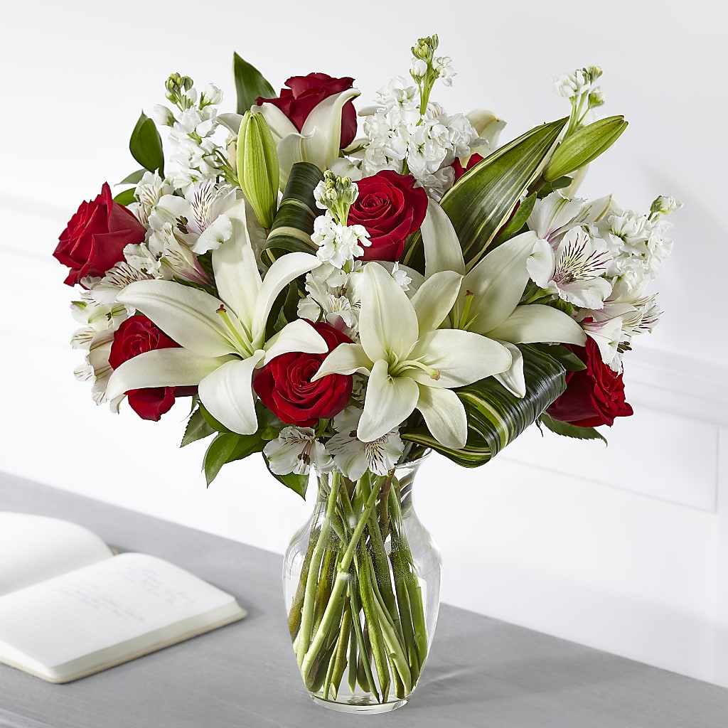 Loving Respect Bouquet – Olas Flower, Bothell WA