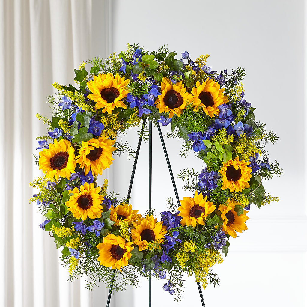 Bright Rays Wreath – Olas Flower, Bothell WA