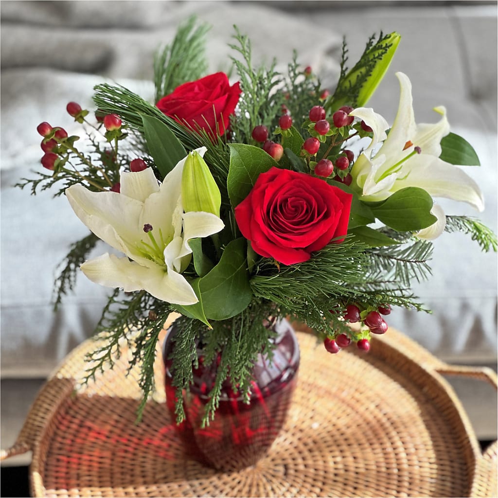 Evergreen Delight Bouquet – Olas Flower, Bothell WA