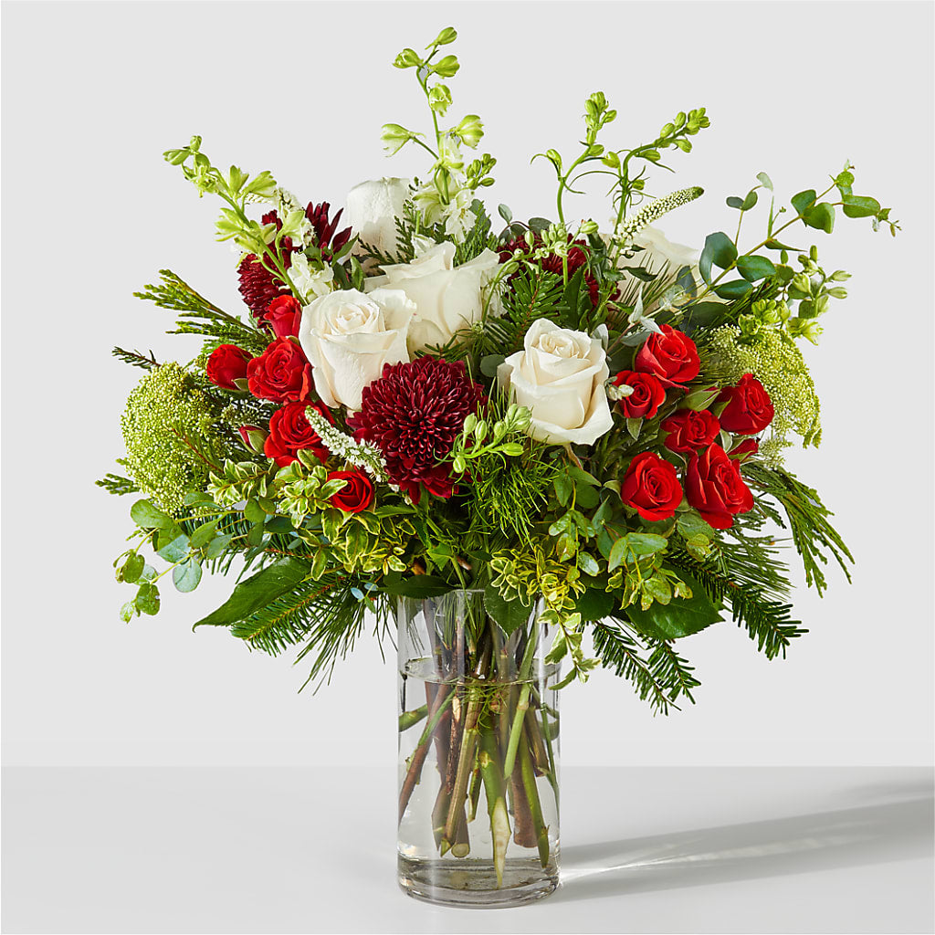 Favorite Traditions Bouquet – Olas Flower, Bothell WA