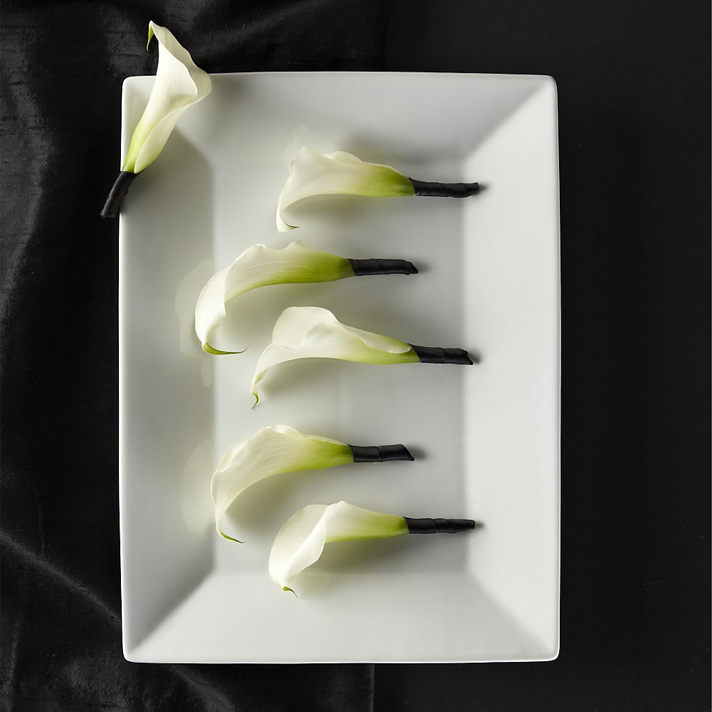 Calla Lily Promise Boutonniere – Olas Flower, Bothell WA