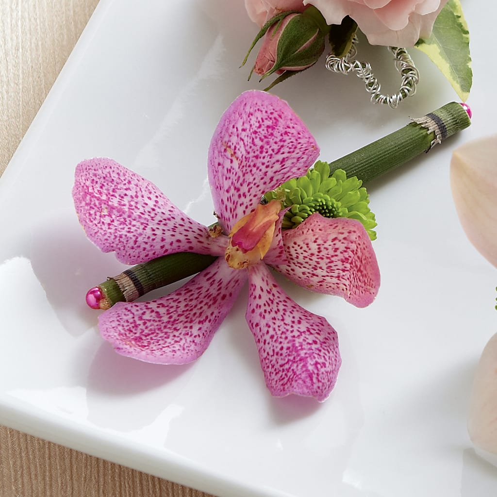 Pink Mokara Boutonniere – Olas Flower, Bothell WA
