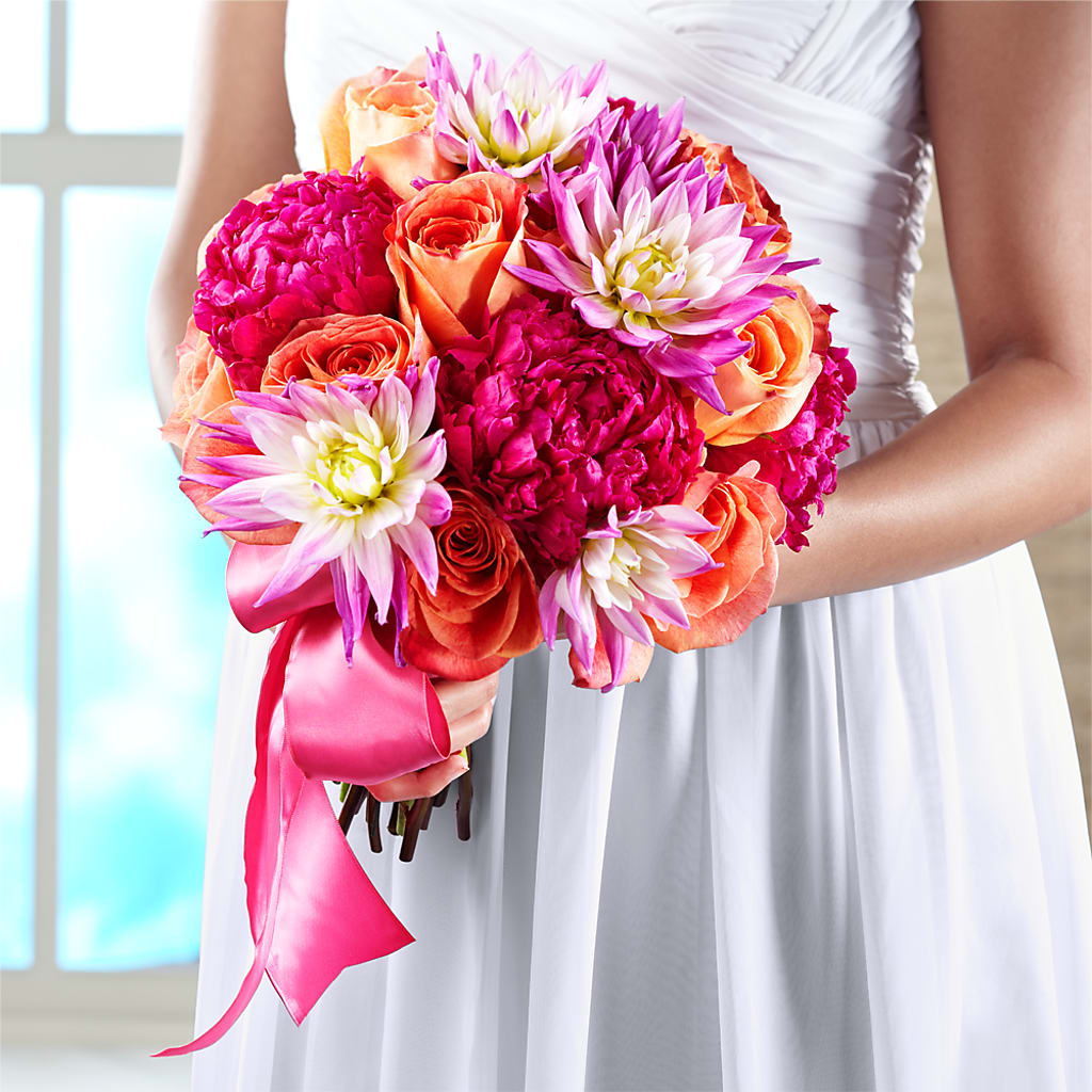 New Love Bouquet – Olas Flower, Bothell WA