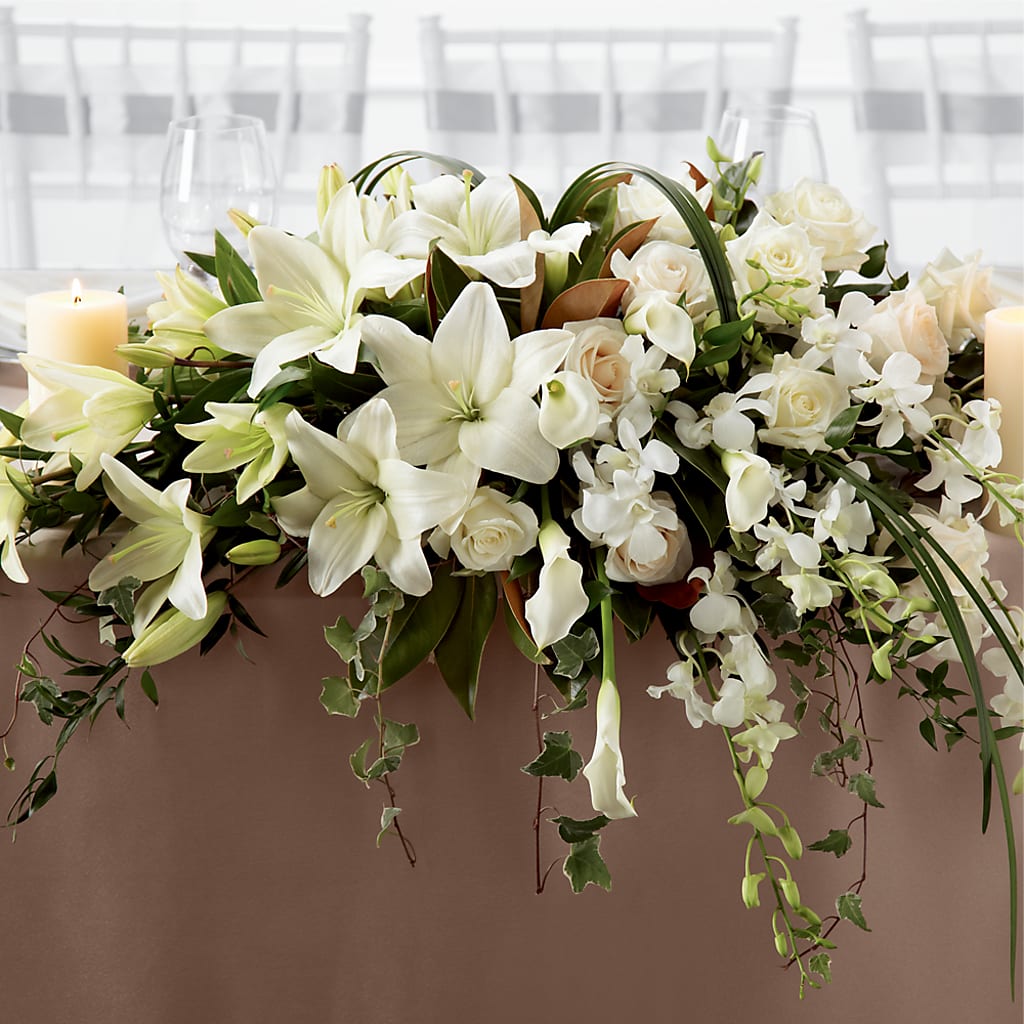 White Linen Arrangement – Olas Flower, Bothell WA