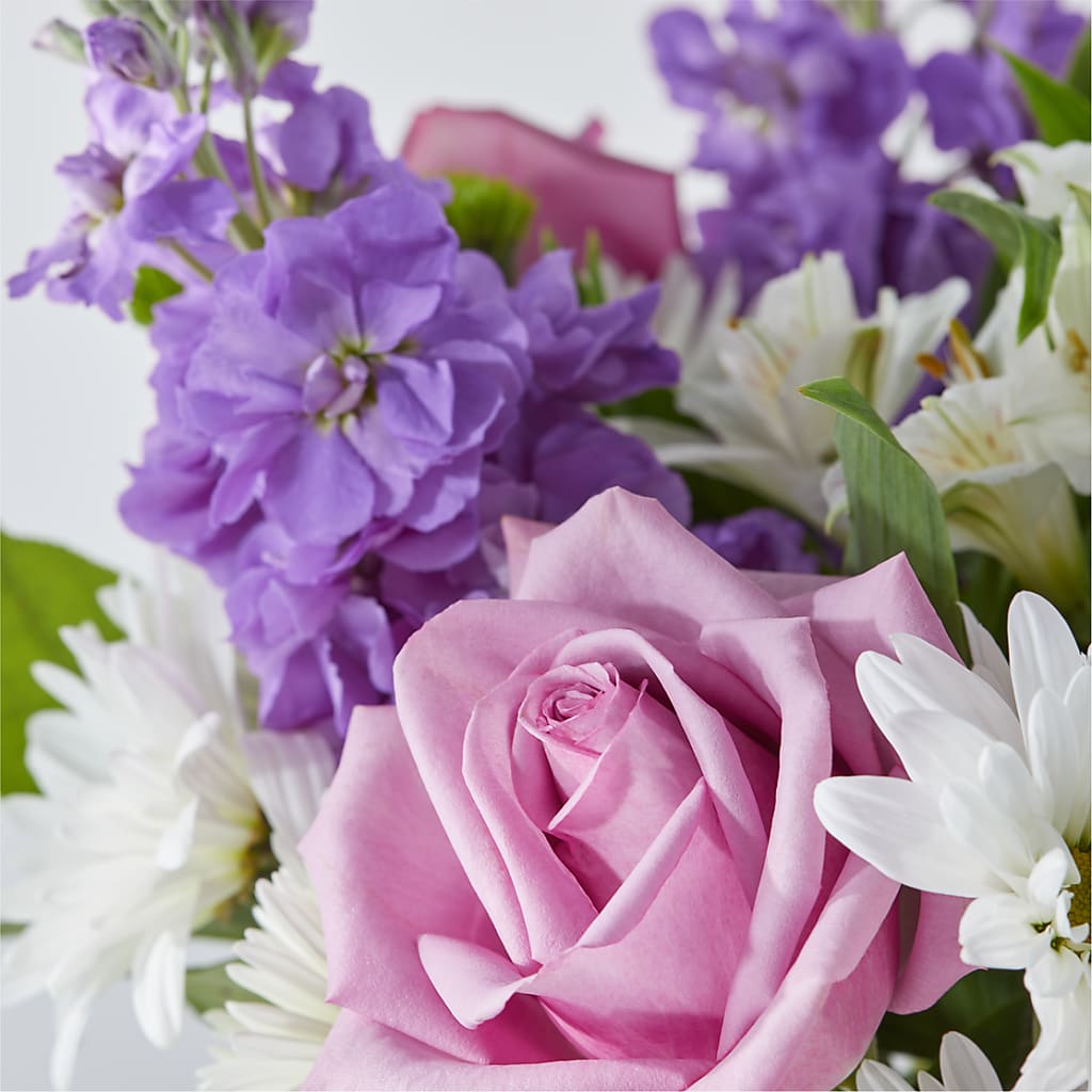 Garden of Peace Bouquet –  Olas Flower, Bothell WA