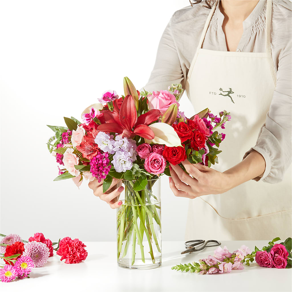 Swooning Over You - A Luxury Florist Original –  Olas Flower, Bothell WA