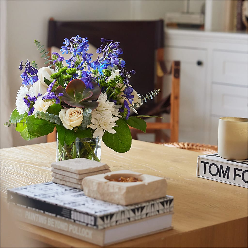 Cerulean Waves Bouquet –  Olas Flower, Bothell WA