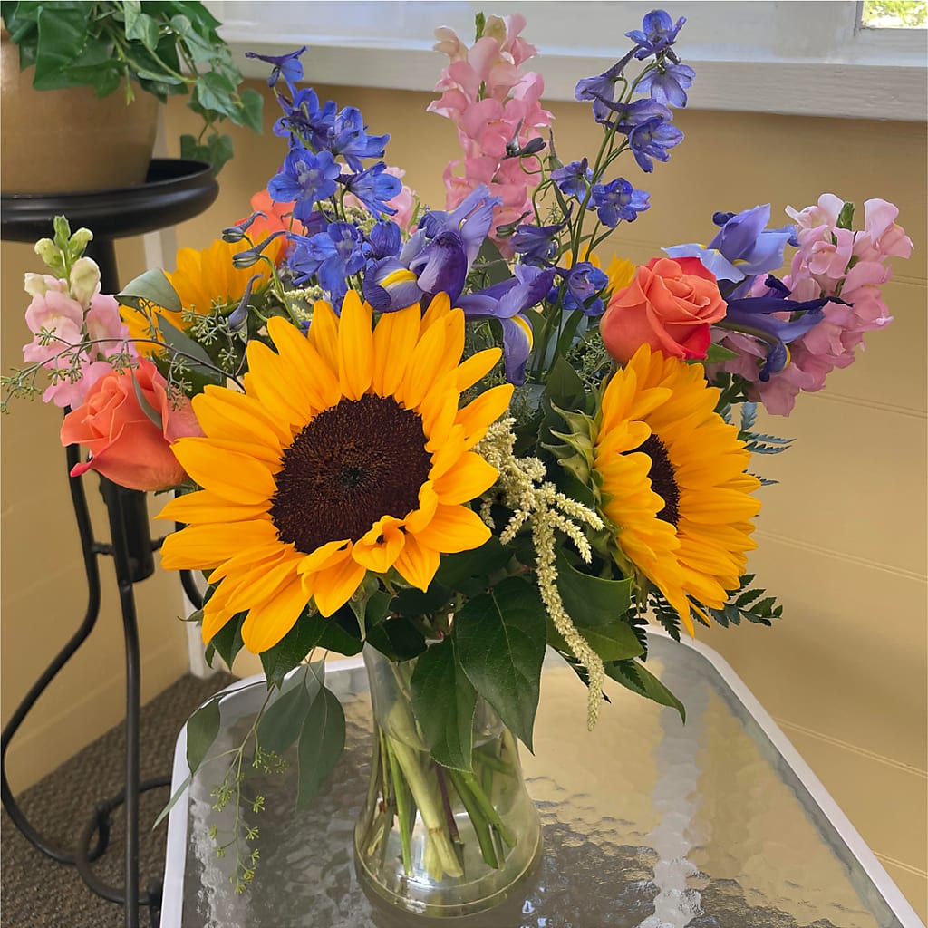 Rays of Life Bouquet –  Olas Flower, Bothell WA