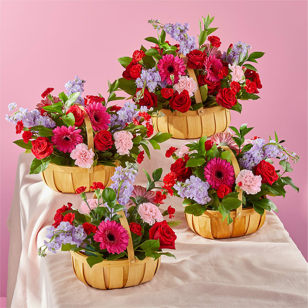 Pink Picnic Basket –  Olas Flower, Bothell WA