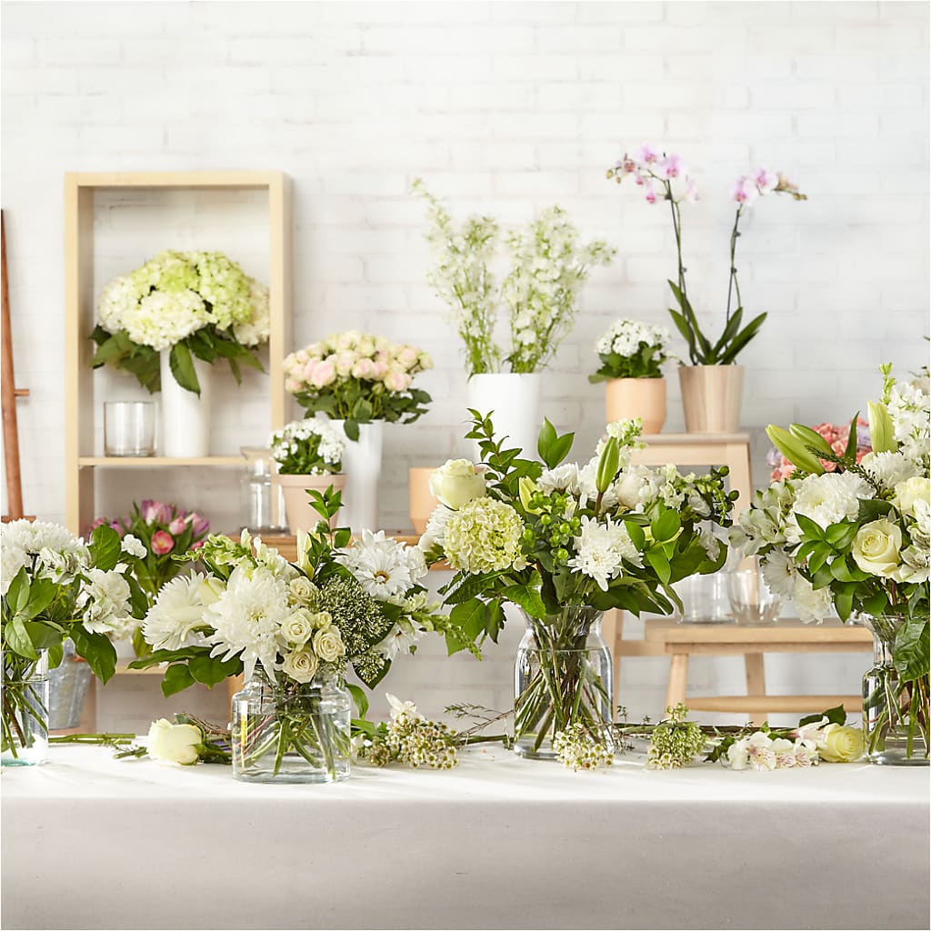 Classic Ivory – A Florist Original –  Olas Flower, Bothell WA