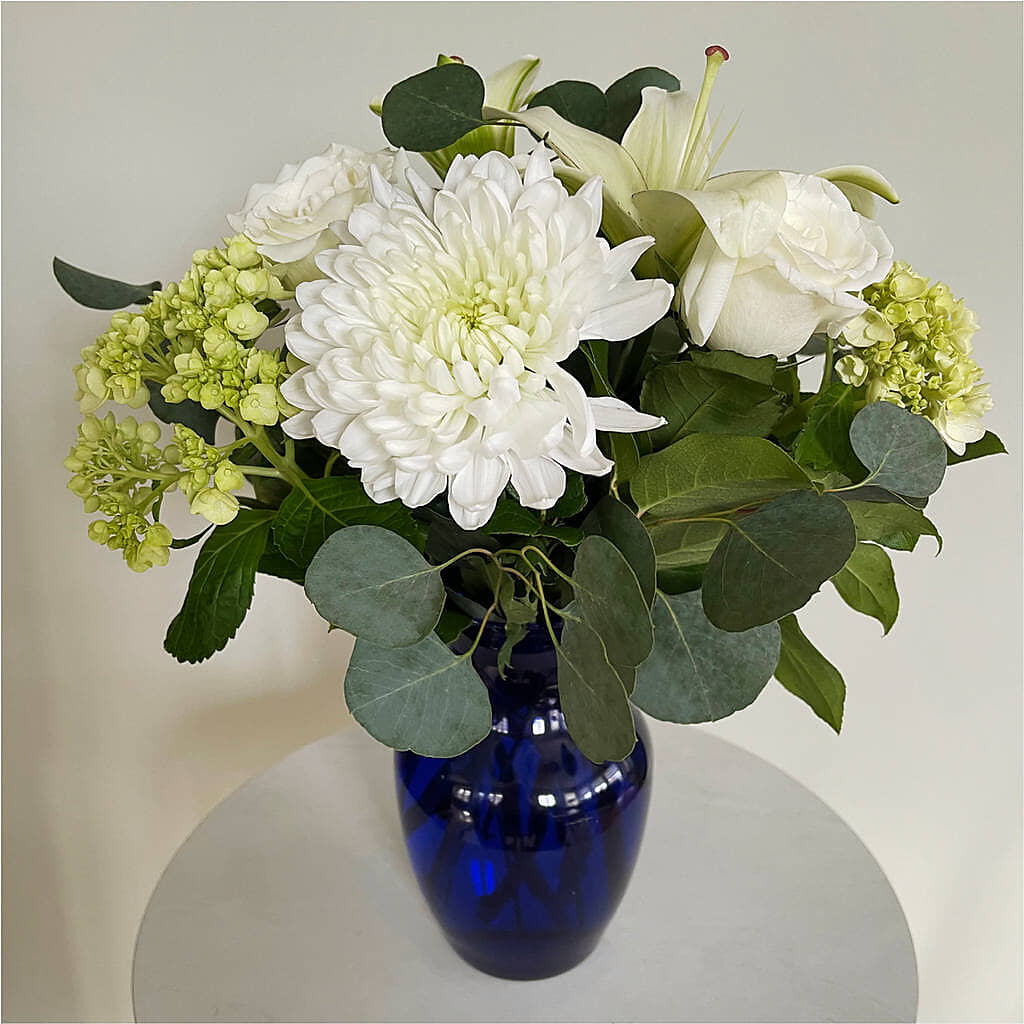 Snowy Dreams Bouquet –  Olas Flower, Bothell WA