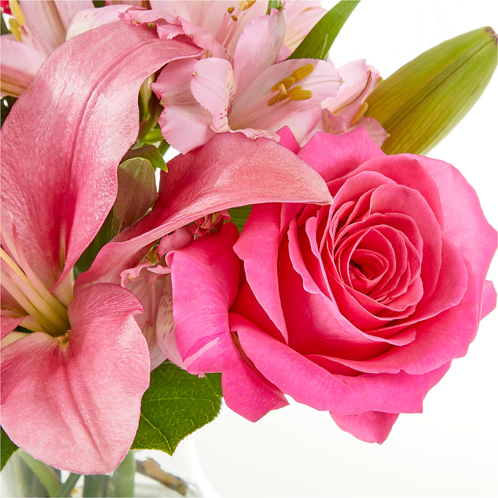 Lots of Love Bouquet –  Olas Flower, Bothell WA