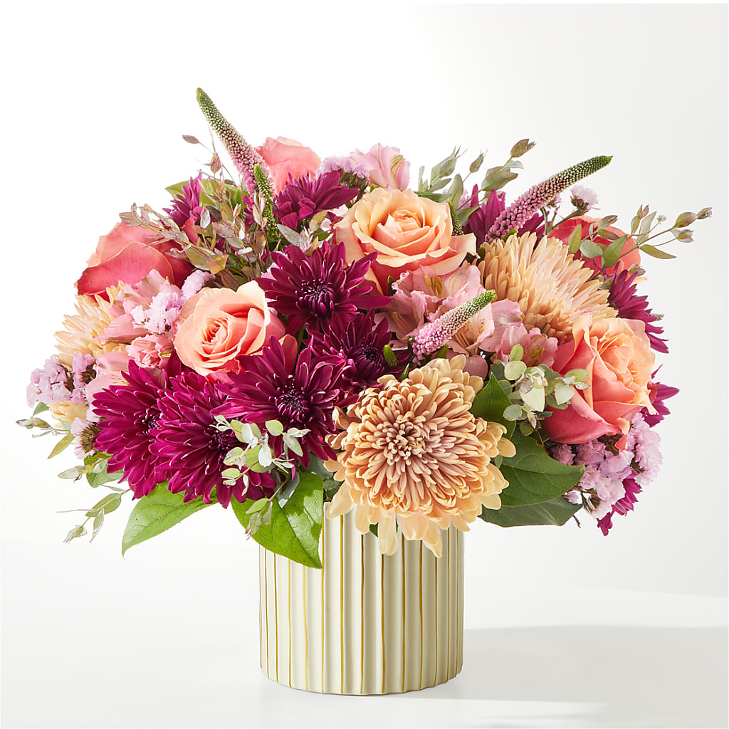 Berry Cobbler Bouquet with Ivory Vase –  Olas Flower, Bothell WA