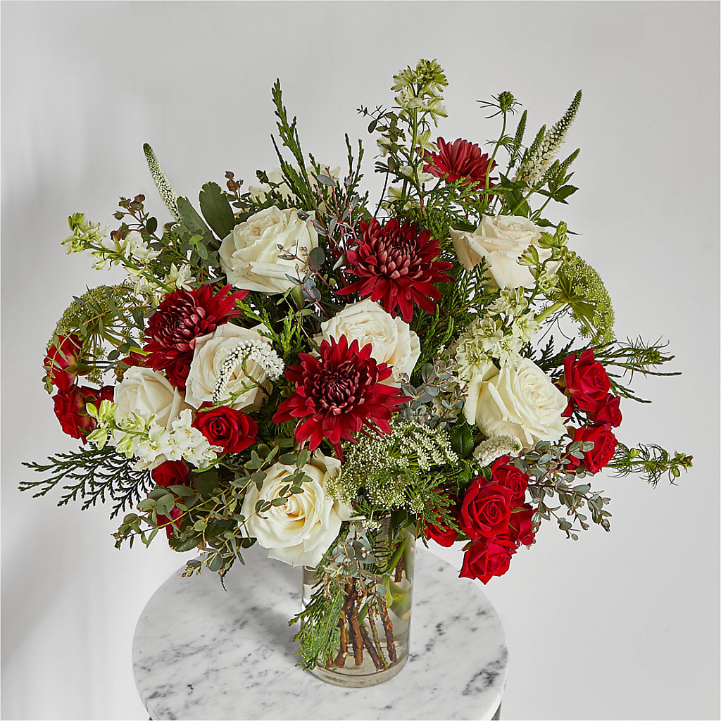 Favorite Traditions Bouquet –  Olas Flower, Bothell WA